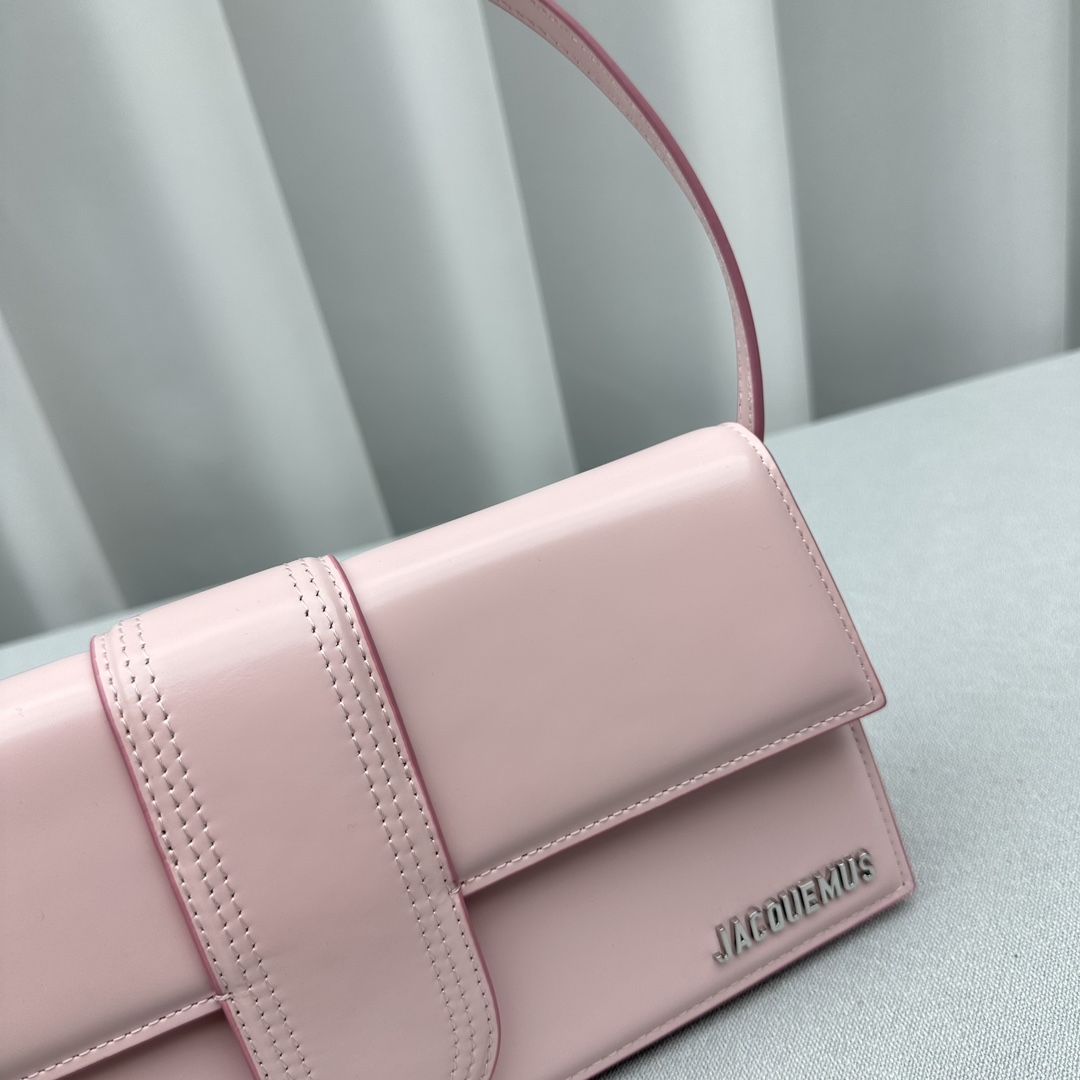 Jacquemus Satchel Bags